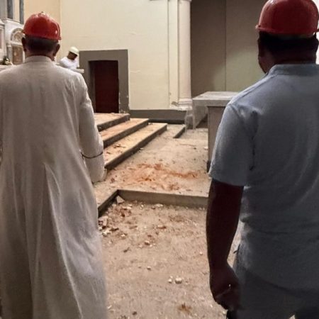 El arzobispo constató los daños en la iglesia de Montalbán (Foto: Cortesía)