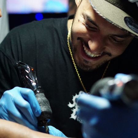El tatuador venezolano Willian Rodríguez / Foto: Willian Rodríguez