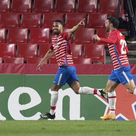 Tendrán la obligación de asegurar su pase a octavos en el partido de vuelta. Foto AFP.