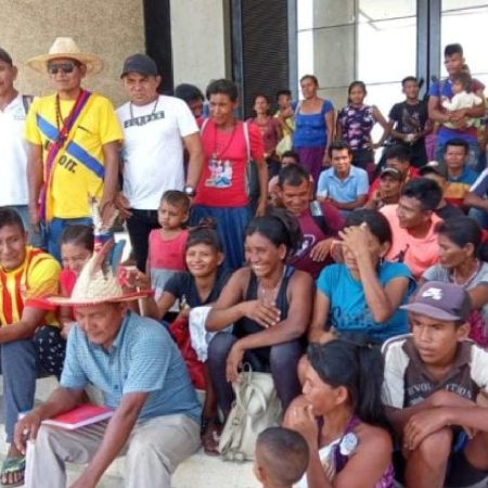 Yupkas en la sede del Palacio de Justicia en Maracaibo. Foto cortesía