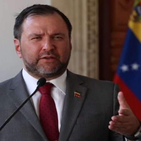Canciller Yván Gil