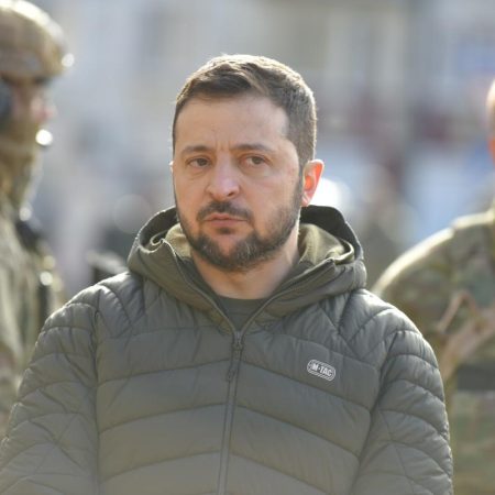 Zelenski anuncia éxitos futuros en el frente