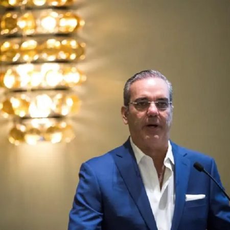 Abinader: "Debemos tener mucho cuidado de intervenir antes de las elecciones en Venezuela"