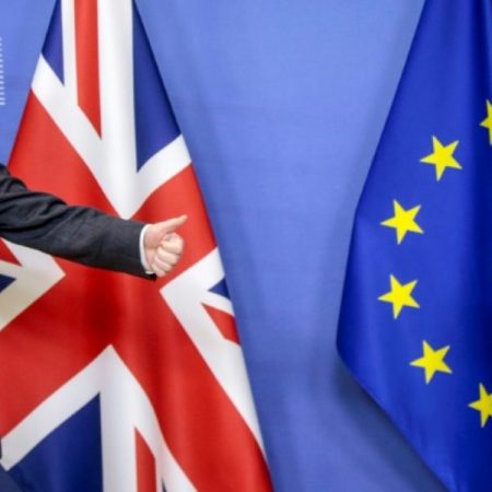 Acuerdo posbrexit a la vista tras meses de tortuosas negociaciones entre UE y Reino Unido