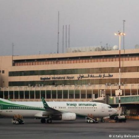 La Célula de Información de Seguridad del Ejército iraquí dijo en un comunicado que al menos tres cohetes impactaron cerca de las instalaciones aeroportuarias, donde están estacionadas tropas y contratistas internacionales, sin que por el momento se hayan registrado víctimas ni daños materiales. (Foto Referencial)