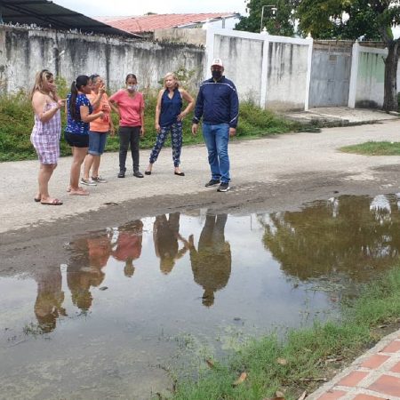 La situación se presenta en la calle El Bucare. (Foto cortesía).