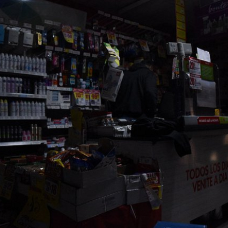 Apagón de cuatro horas dejó sin luz a 305 mil usuarios en Buenos Aires