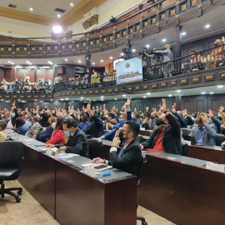 Parlamento chavista avalará acciones de la Fiscalía contra Juan Guaidó
