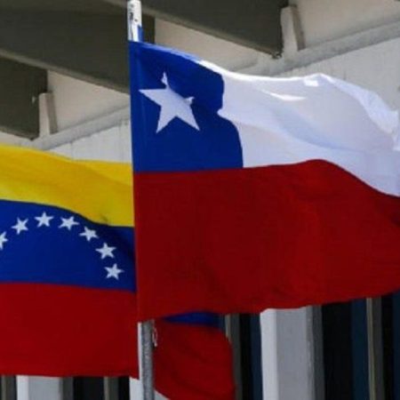 Venezuela y Chile evalúan acciones para fortalecer la cooperación diplomática