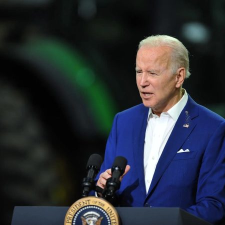 Biden abierto a negociar con Putin pese a acusarlo de genocidio en Ucrania