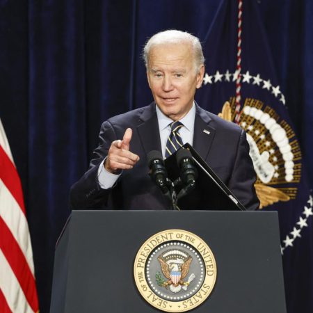 Biden dice estar dispuesto a trabajar con los republicanos en la Cámara Baja