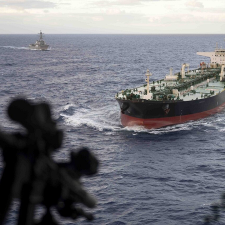 El Aquila II estaba operando en desafío de la cuarentena impuesta a buques sancionados en el Caribe, según las autoridades | Foto @DeptofWar