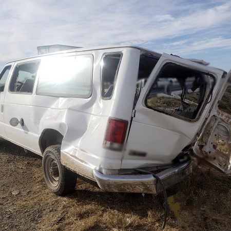 Mueren seis migrantes guatemaltecos en accidente carretero en noroeste de México