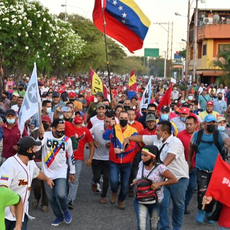 Súmate denuncia campaña adelantada de Maduro en medios estatales a favor de Arreaza
