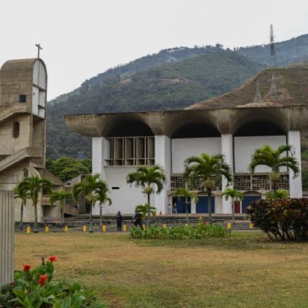 Capilla del Colegio La Salle donde se realizará la ceremonia de beatificación del médico venezolano José Gregorio Hernández, en Caracas. (Cortesía)