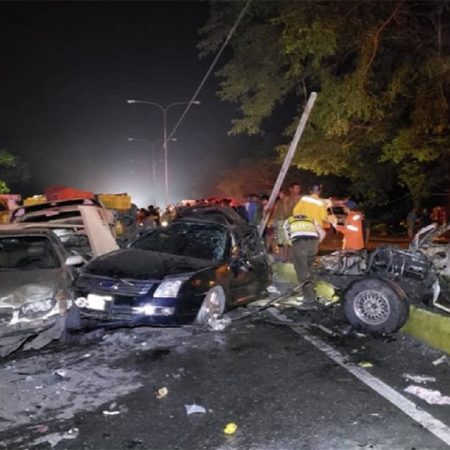 colision_autopista-valencia_puerto_cabello-twitter