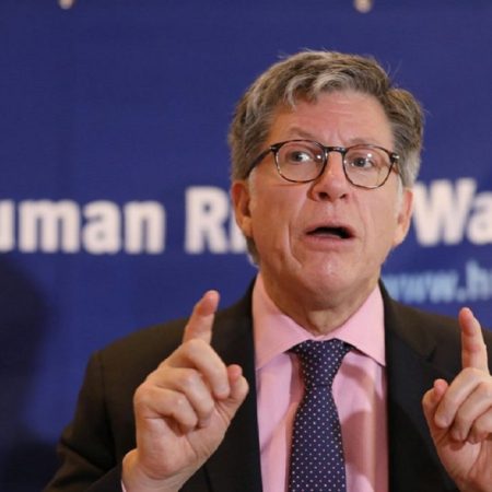 HRW pide a López Obrador seguir su propio consejo y no maltratar a migrantes