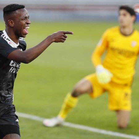 Vinícius Jr. celebrando tras el gol del Real Madrid ante el Sevilla. / Foto EFE