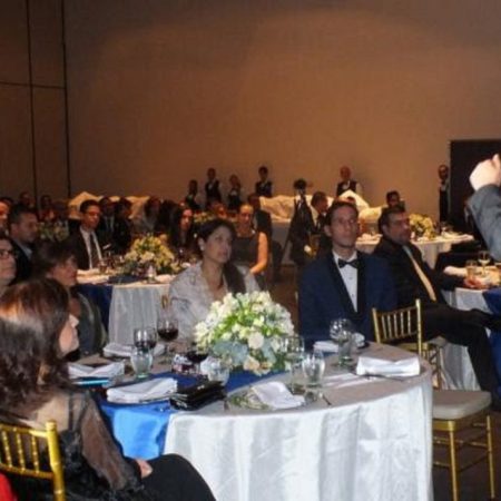 Eduardo Rodríguez durante su conferencia. (Foto cortesìa)