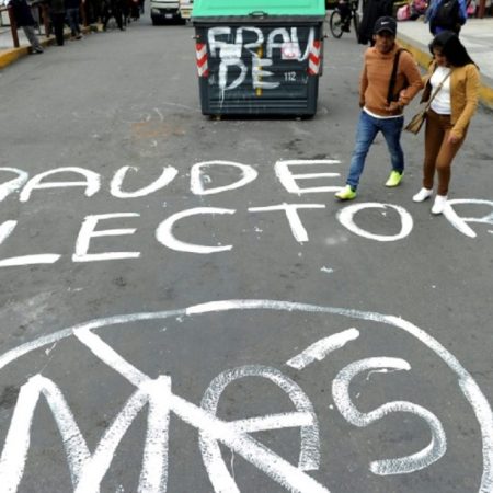 El opositor Mesa avisó con anticipación que no reconocería los resultados electorales al considerarlos fraudulentos. AFP