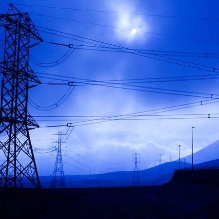 Récord de lluvias de verano austral deja en Chile a más de 100 mil hogares sin luz