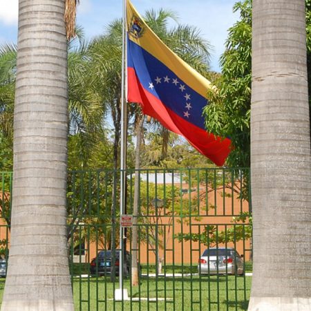 Brasil concede credenciales a embajador venezolano en retoma de relaciones