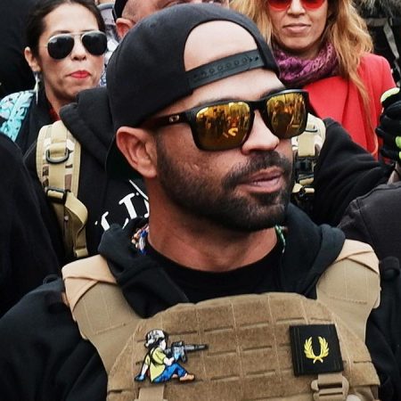 Condenado a 22 años Enrique Tarrio, líder de los Proud Boys que asaltaron el Capitolio