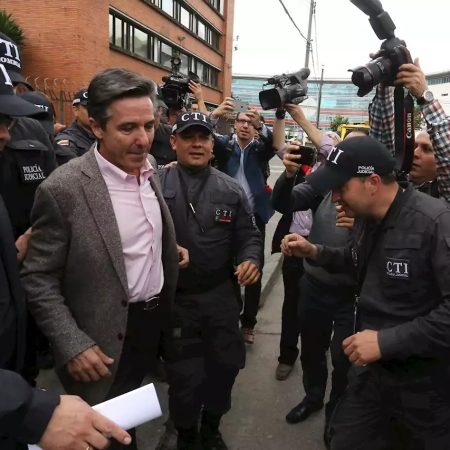 Caso Odebrecht: Inhabilitan y multan a exgerente de la campaña de Juan Manuel Santos