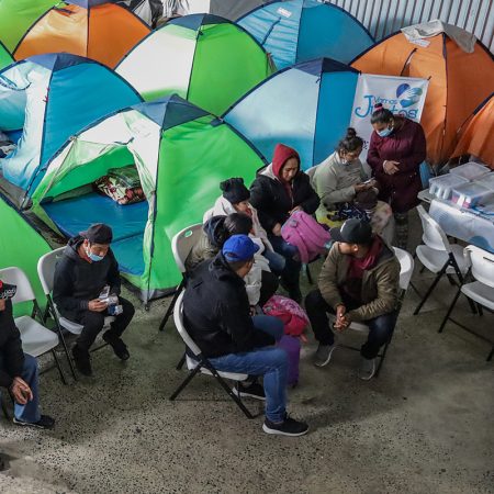 Oenegés en mexicana Tijuana rechazan nuevas políticas migratorias de EE.UU.
