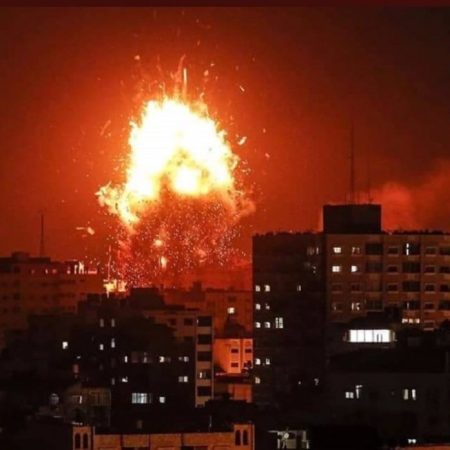Intensos bombardeos israelíes desde tierra y aire en Gaza