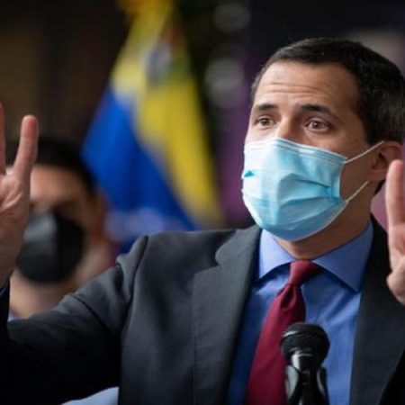 Guaidó pide un acuerdo para Venezuela “porque el país merece una solución”