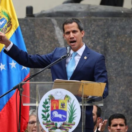 Guaidó pide a sindicatos fortalecer la unidad para lograr elecciones libres