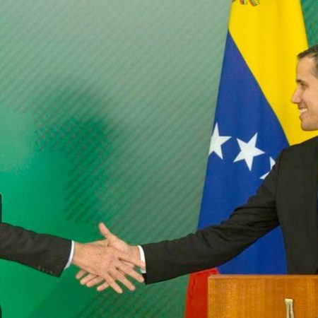 Gobierno de Bolsonaro rechaza actos de "intimidación" contra Juan Guaidó