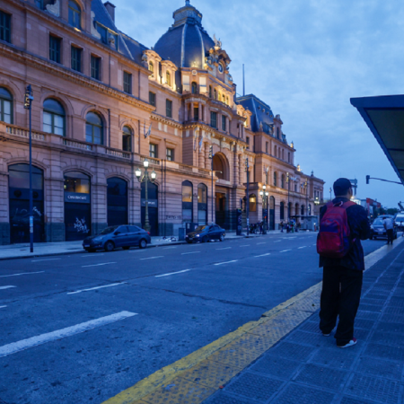 Zona de la estación ferroviaria de Plaza Constitución en la Ciudad de Buenos Aires (Foto: EFE/Juan Ignacio Roncoroni)