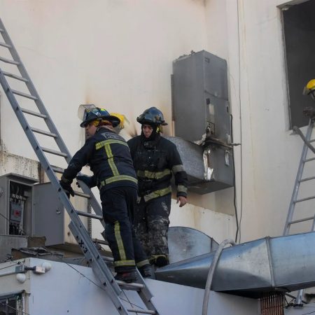 Un muerto y tres heridos en incendio ocurrido en televisora dominicana
