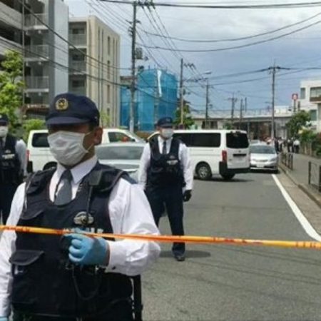 Japón: ataque con cuchillos deja 2 muertos y 17 heridos, entre ellos una niña. Foto: AFP
