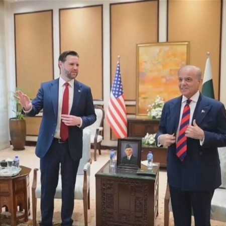 Irán y Estados Unidos concluyeron la primera fase de sus negociaciones en Islamabad