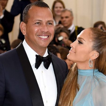 Jennifer López y el exjugador de béisbol Álex Rodríguez (Foto cortesía)