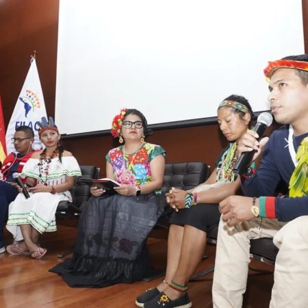 Jóvenes indígenas refuerzan sus conocimientos para proteger a la Amazonía