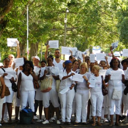 Grupo disidente Damas de Blanco en Cuba denunció la detención temporal de algunos de sus integrantes