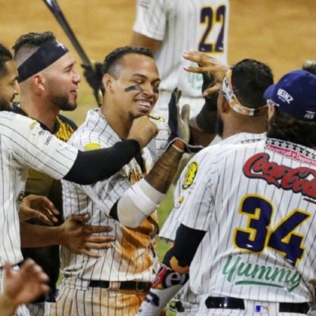 Leones del Caracas se llevó el primero pero no sin pasar apuros