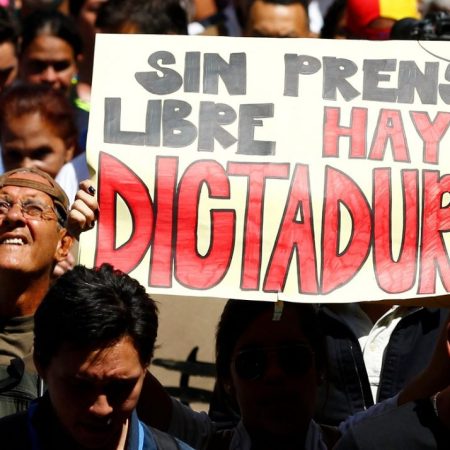 Espacio Público: Casos de violación a la libertad de expresión bajaron 15%