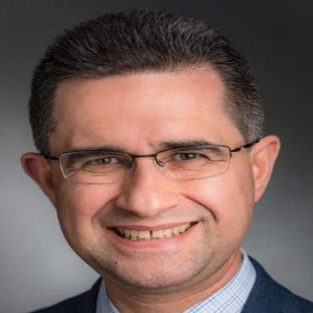Francisco Marty, médico infectólogo de 53 años, residenciado en Bostón, Estados Unidos, falleció el jueves luego de caer desde el Salto Aguas Blancas. (Cortesía)