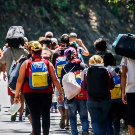 Guaidó insta a EE.UU. a "atender las causas de la migración venezolana y no simplemente repatriar personas"