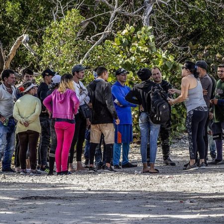 Rubio pide más recursos para afrontar crisis migratoria en Cayos de Florida