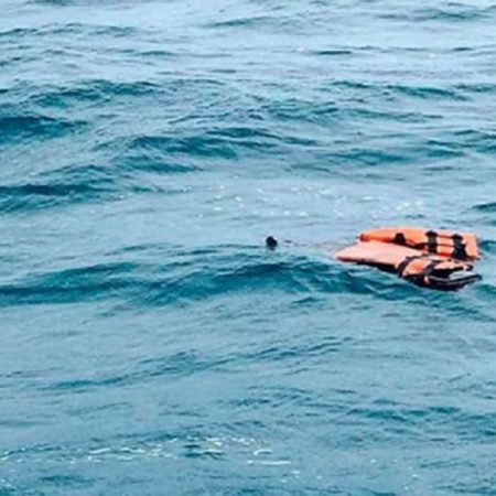 Confirman rescate de siete sobrevivientes y dos fallecidos del naufragio de Boca de Serpiente