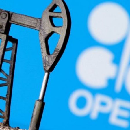 OPEP+ mantendrá sus recortes hasta finales de 2024, Venezuela respalda la medida 