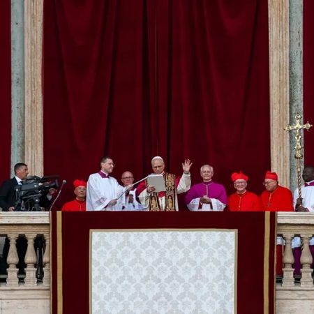 papa leon xiv actos vaticano cardenal