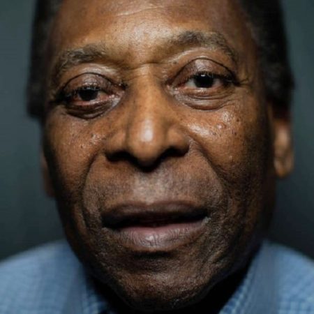 Hijo de Pelé agradece oraciones tras el deterioro de la salud de su padre