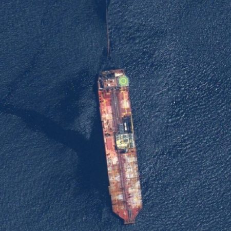 Bloomberg: Venezuela tiene dificultades para vaciar petrolero en riesgo de hundirse